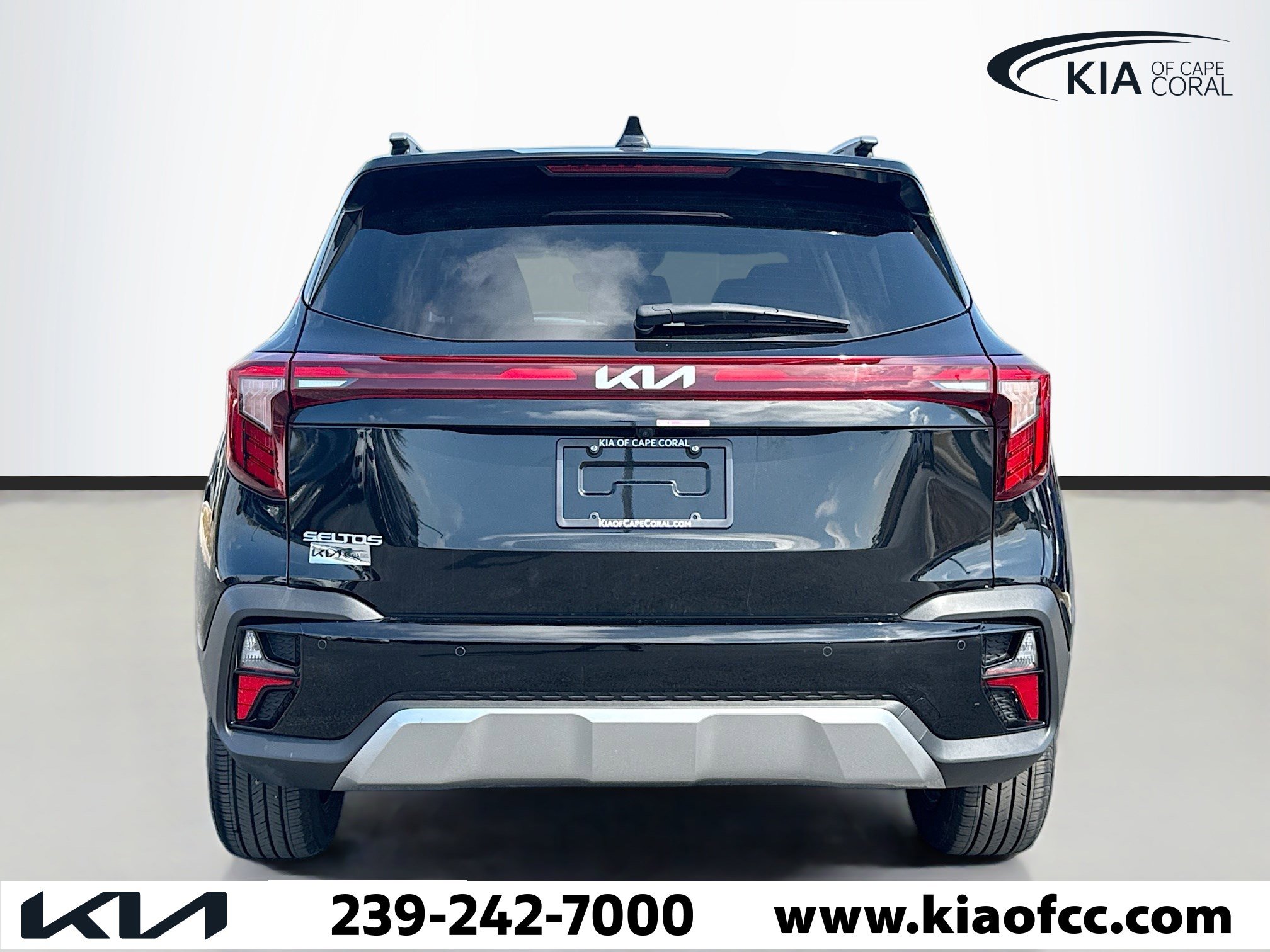 Certified 2025 Kia Seltos EX w/ EX Sunroof Package image 4