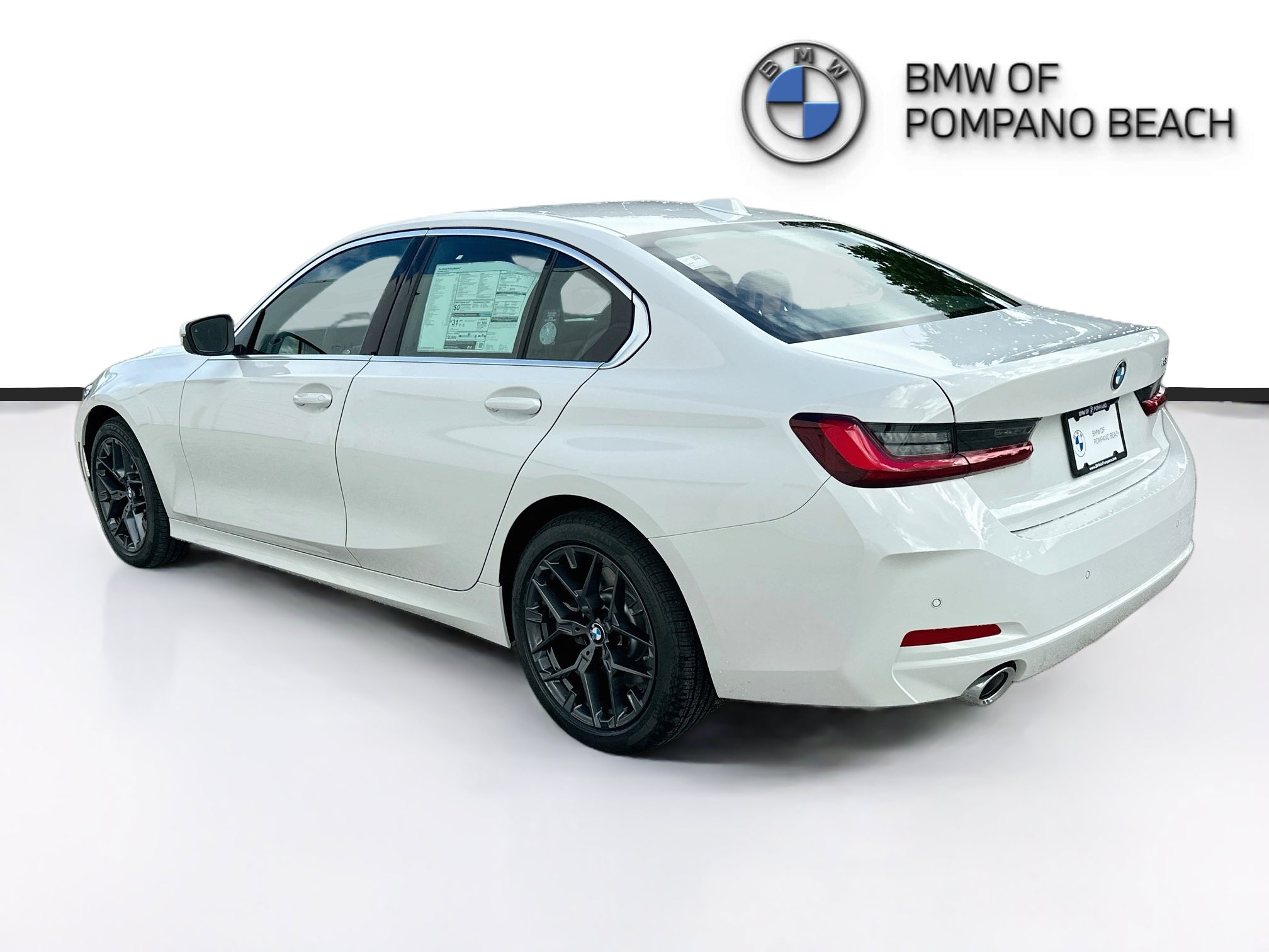 New 2026 BMW 330i Sedan w/ Convenience Package RWD image 5