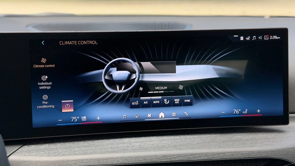 New 2026 BMW 230i xDrive Coupe w/ Premium Package AWD/4WD image 21