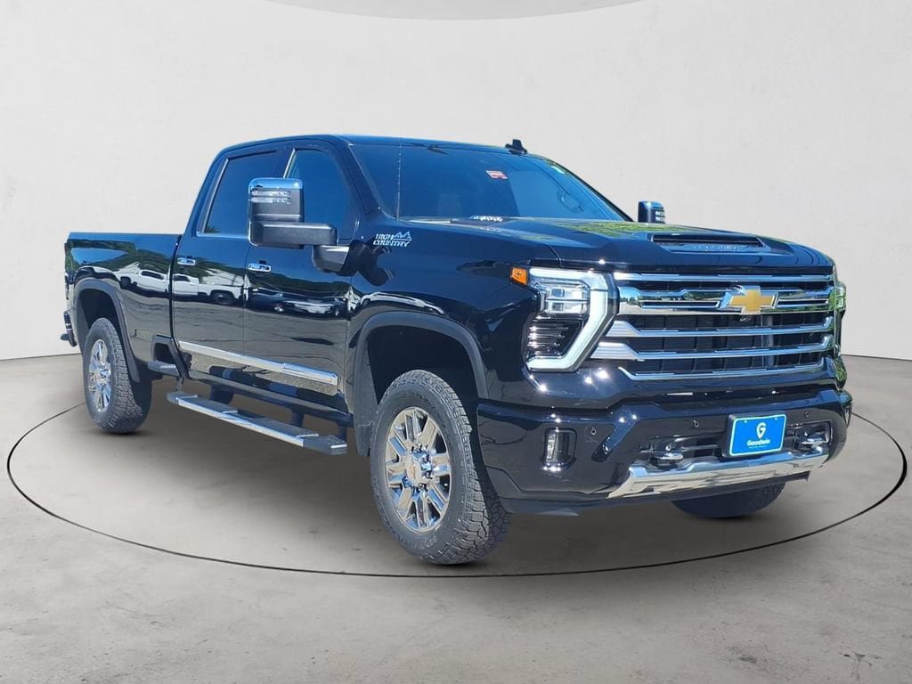 New 2026 Chevrolet Silverado 2500 High Country w/ Technology Package AWD/4WD image 3