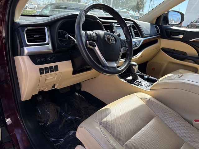 Used 2019 Toyota Highlander Limited Platinum image 57
