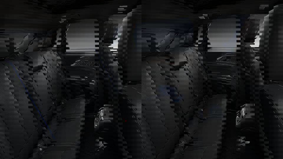 New 2026 Cadillac Lyriq V image 36