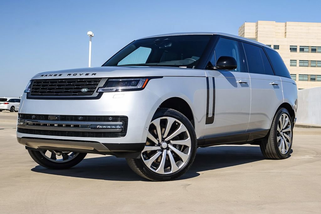 New 2025 Land Rover Range Rover SE
