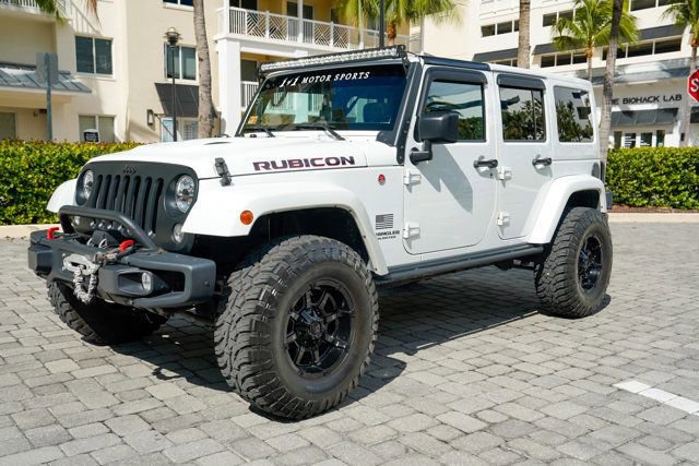 Used 2016 Jeep Wrangler Unlimited Rubicon AWD/4WD image 9