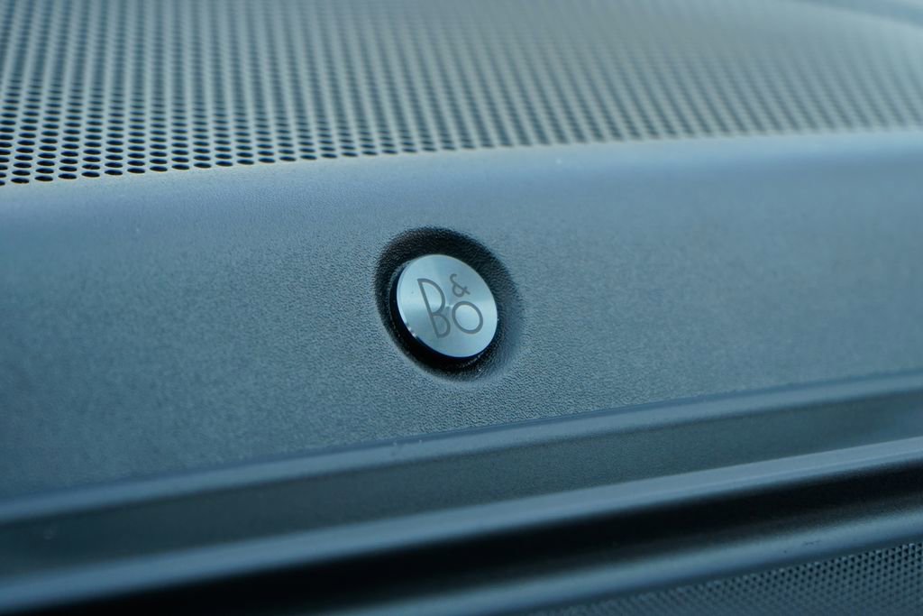 Used 2023 Ford F150 Lariat w/ Equipment Group 502A High image 29