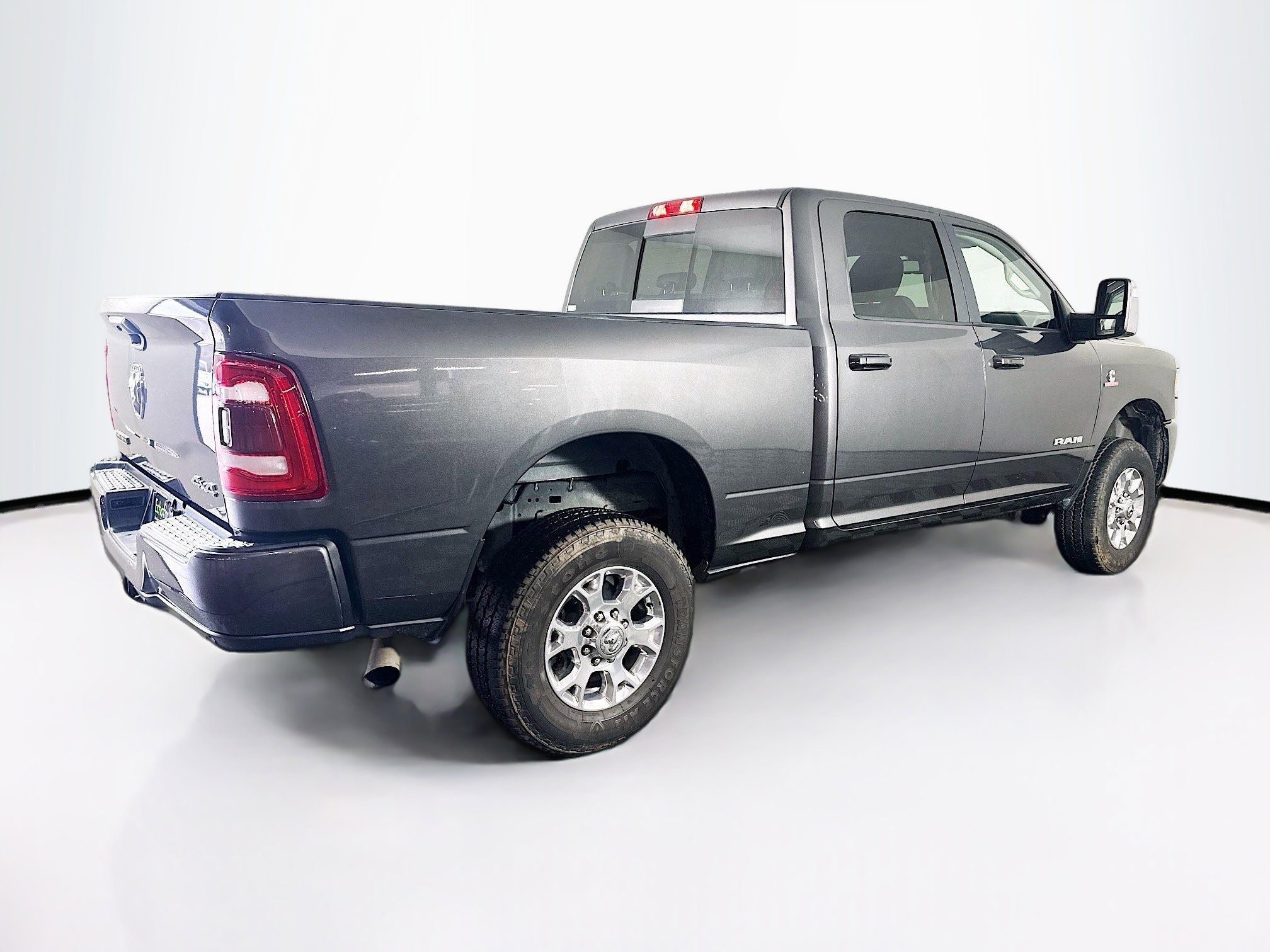 Used 2024 RAM 2500 Laramie image 9