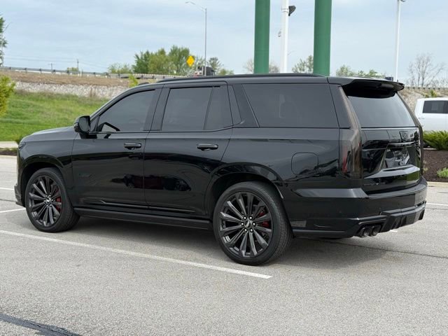 Used 2025 Cadillac Escalade V AWD/4WD image 4