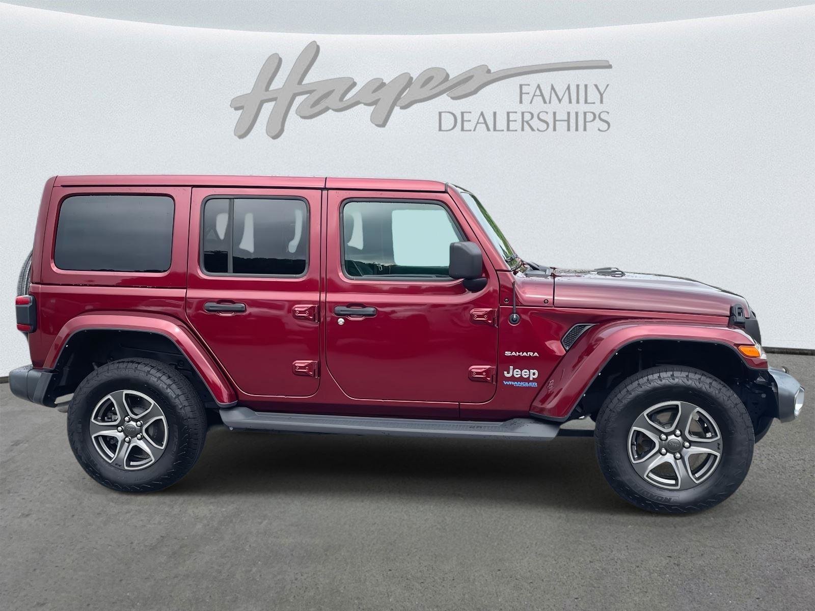 Used 2021 Jeep Wrangler Unlimited Sahara w/ Cold Weather Group image 31
