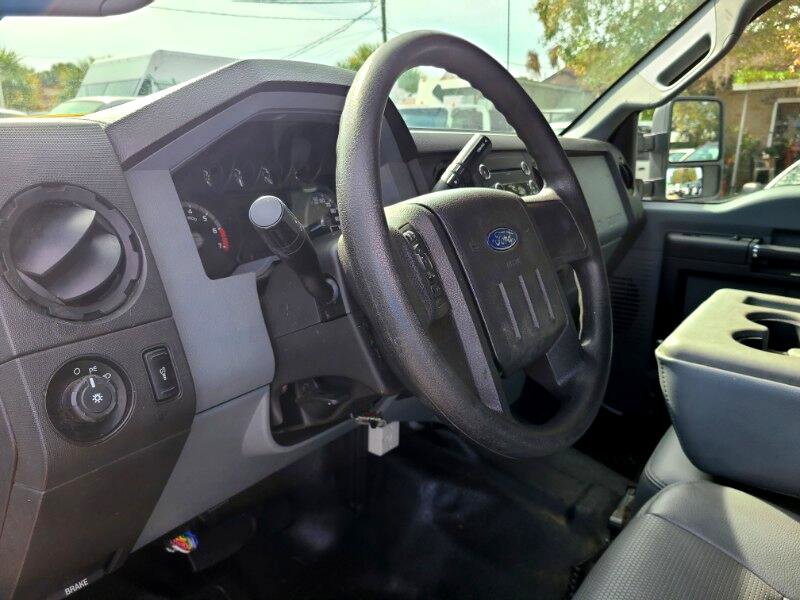 Used 2015 Ford F250 XL w/ Power Equipment Group image 11