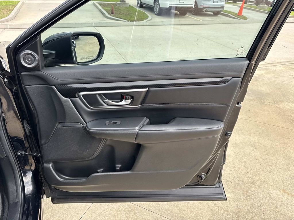 Used 2020 Honda CR-V Touring image 14