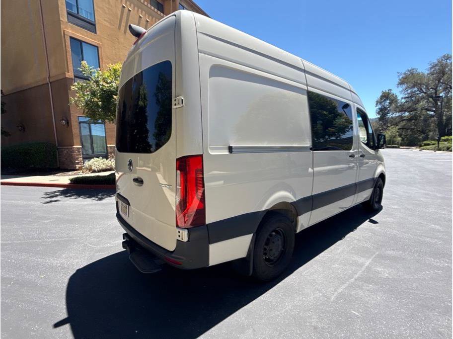 Used 2024 Mercedes-Benz Sprinter 2500 image 7