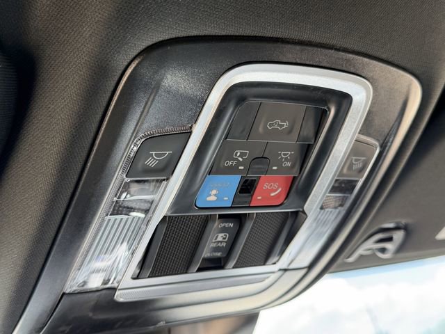 New 2026 RAM 3500 Laramie AWD/4WD image 25