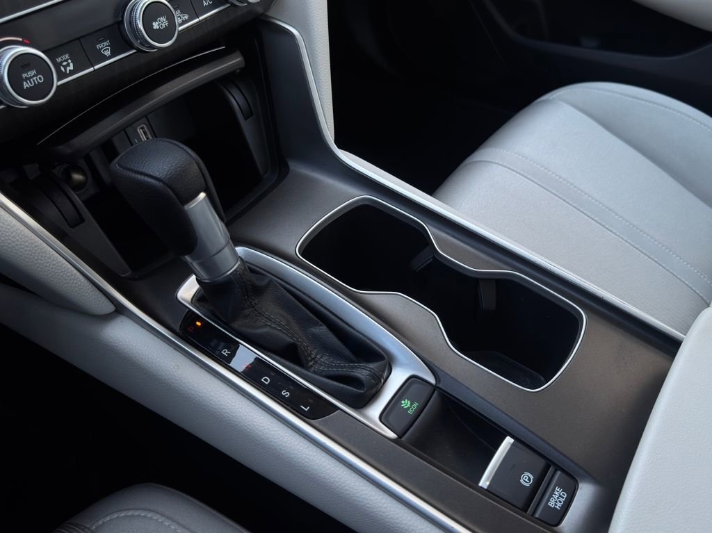 Used 2019 Honda Accord EX image 24