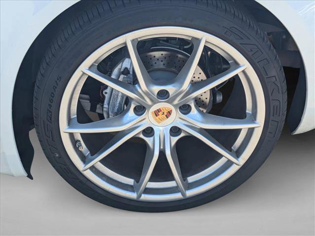 Used 2019 Porsche 718 Cayman RWD image 16