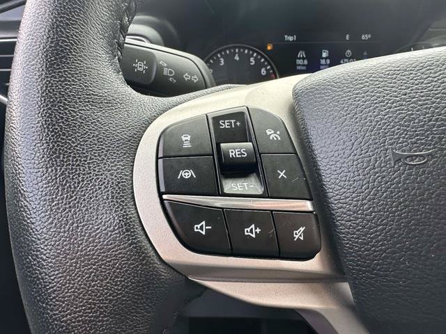 Used 2024 Ford Explorer XLT w/ Equipment Group 202A AWD/4WD image 15