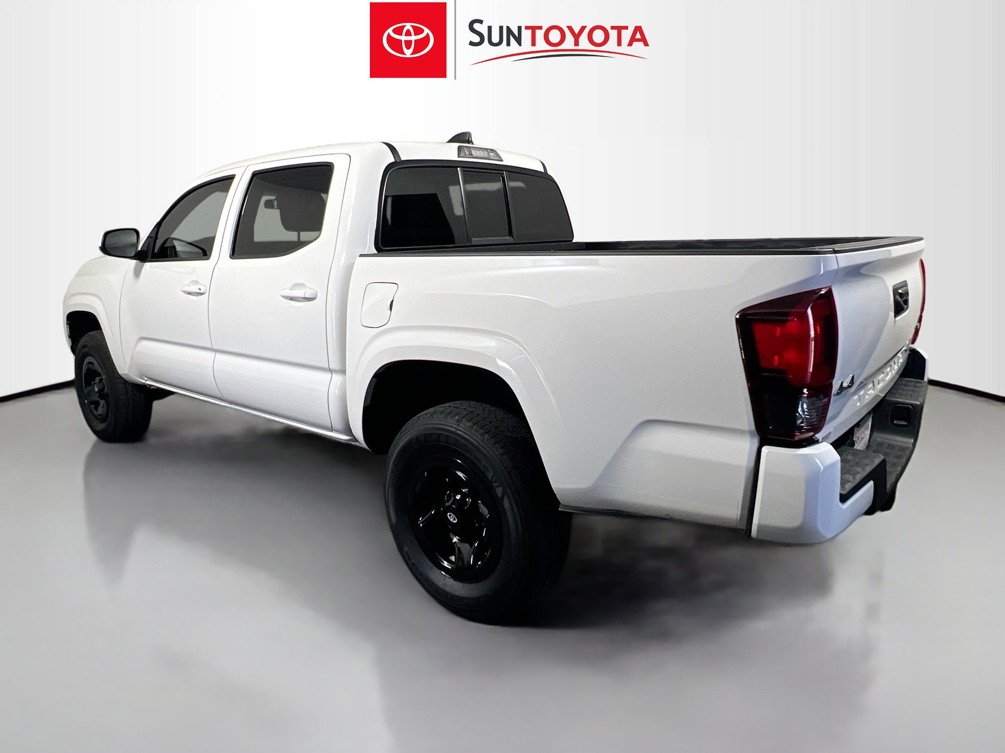 Used 2023 Toyota Tacoma SR AWD/4WD image 6