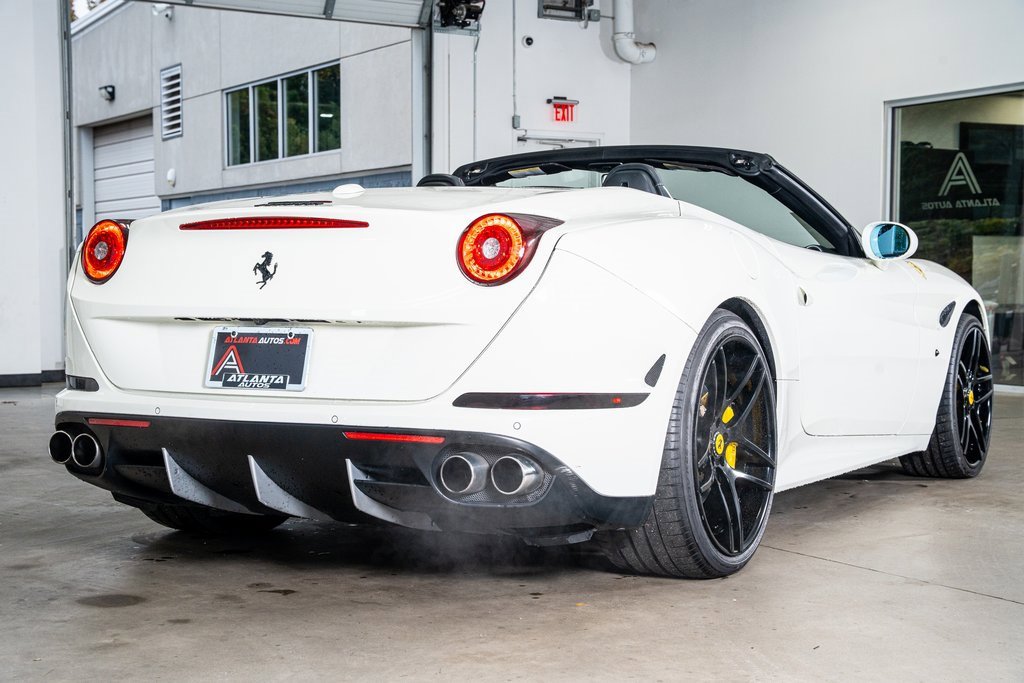 Used 2016 Ferrari California T image 6