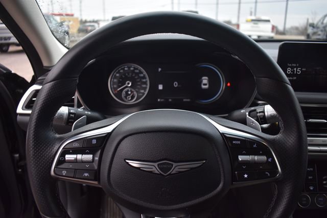 Used 2025 Genesis G70 2.5T image 28