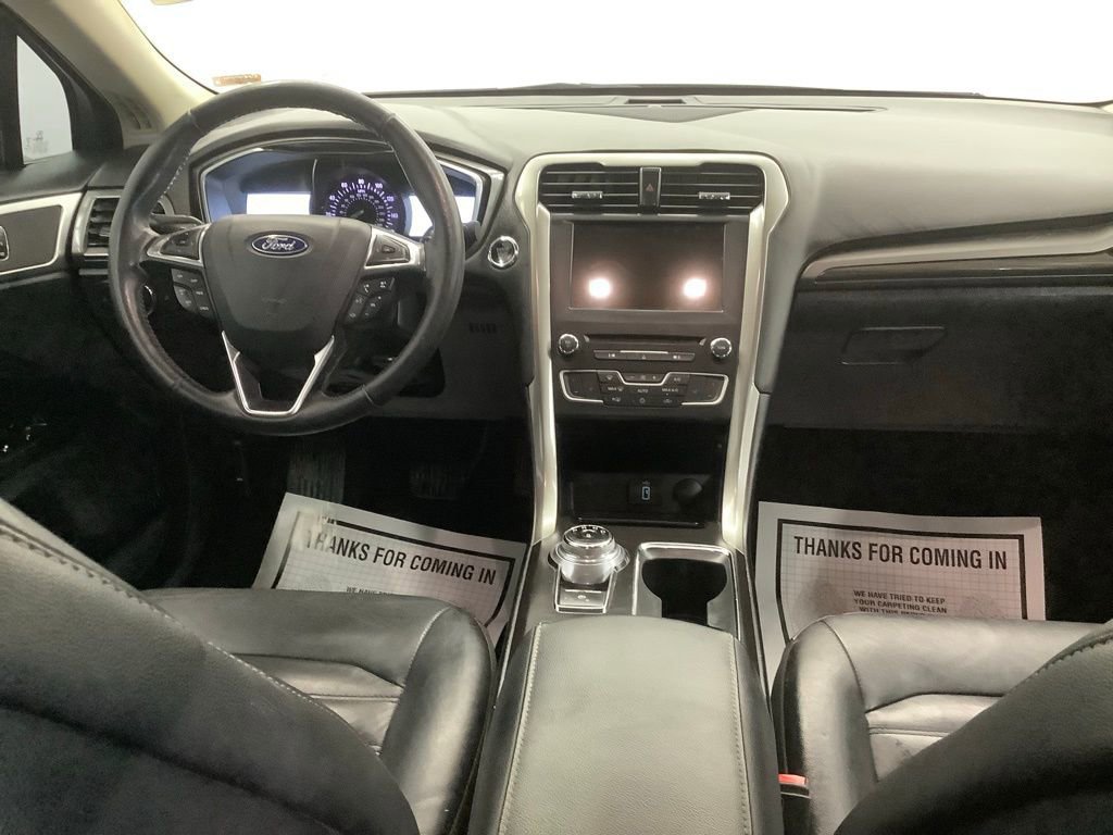 Used 2018 Ford Fusion SE w/ Fusion SE Technology Package image 32