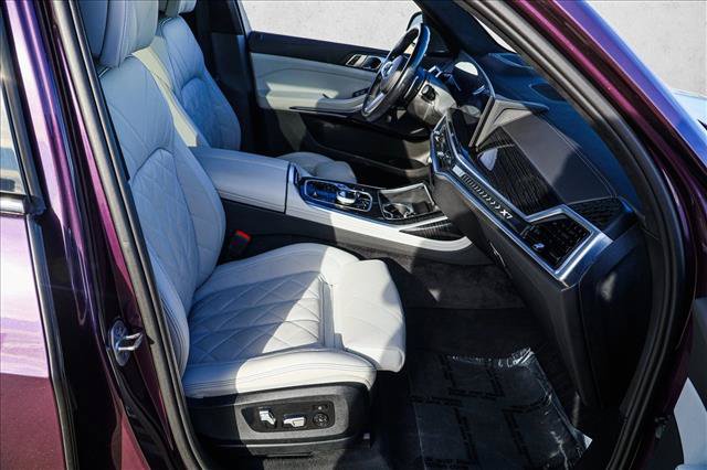 Used 2024 BMW X7 xDrive40i w/ Executive Package AWD/4WD image 28