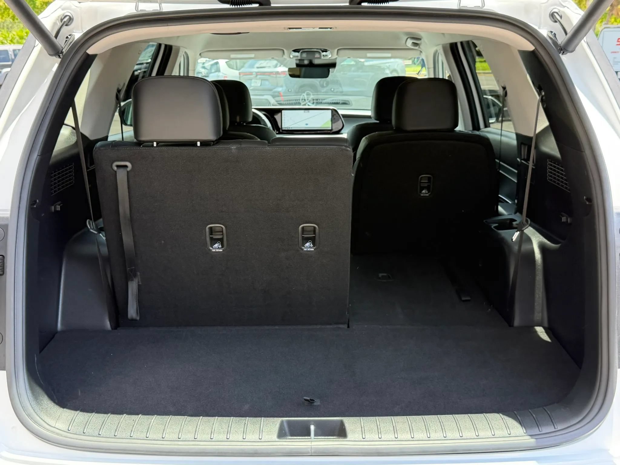 Used 2025 Hyundai Palisade SEL FWD image 25