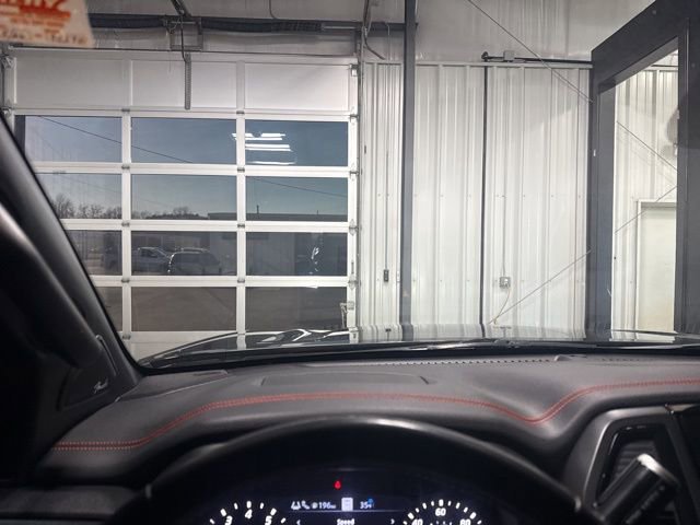 Used 2021 Nissan Titan PRO-4X w/ Pro-4x Convenience Package image 9