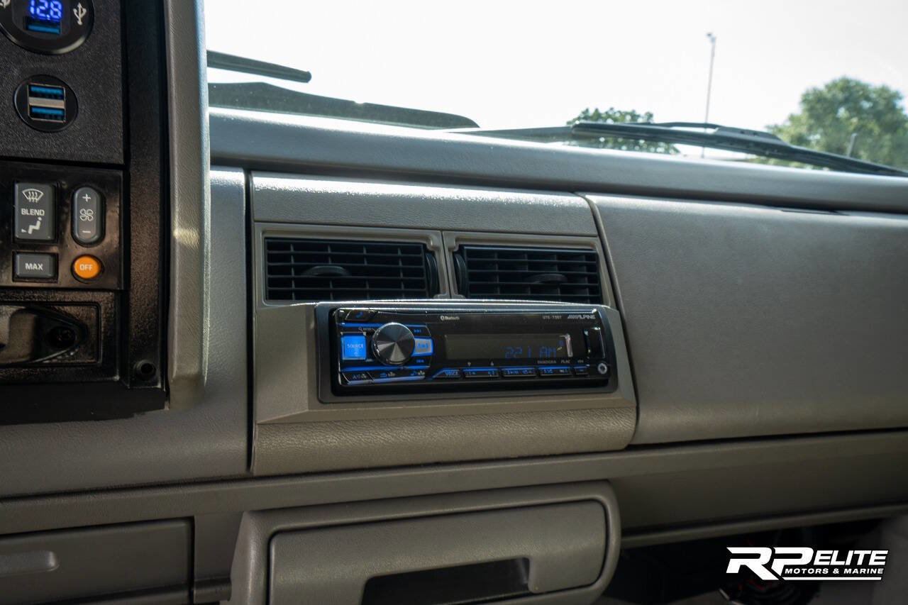 Used 1994 Chevrolet Silverado 1500 2WD Regular Cab image 59