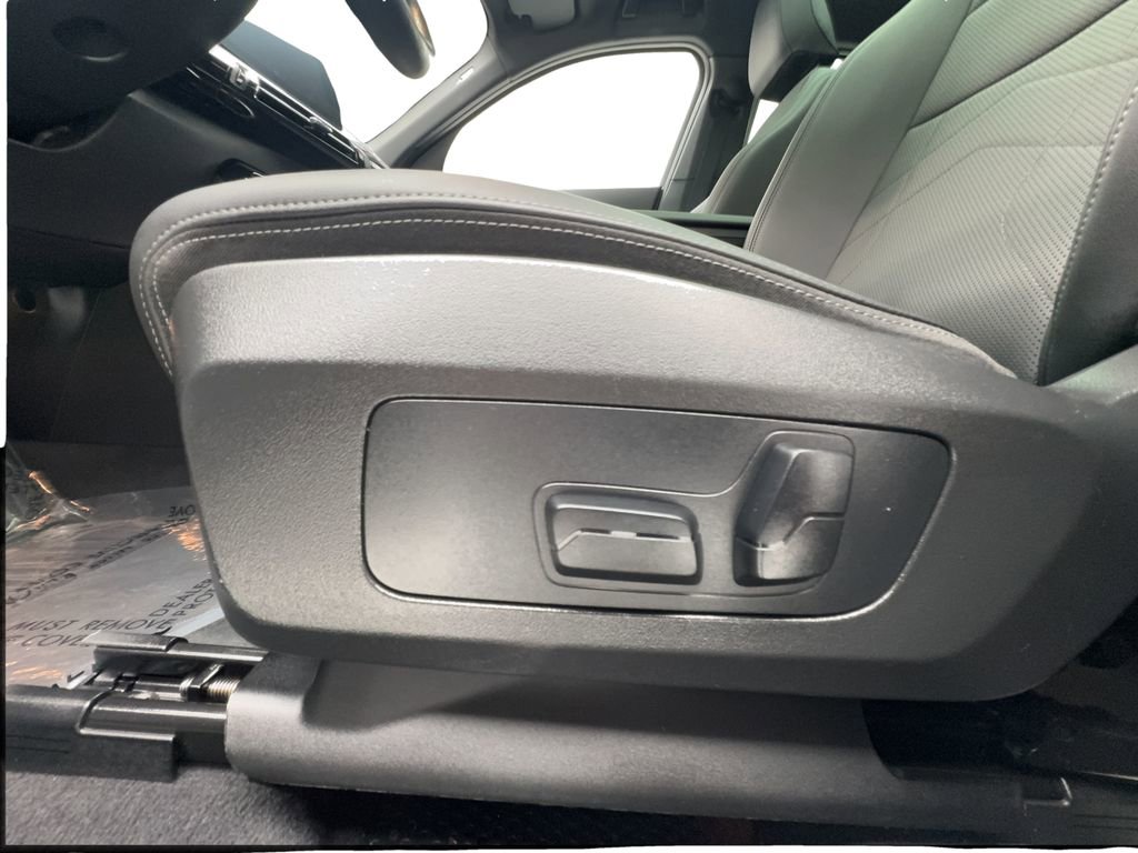 Used 2025 BMW X2 xDrive28i image 23