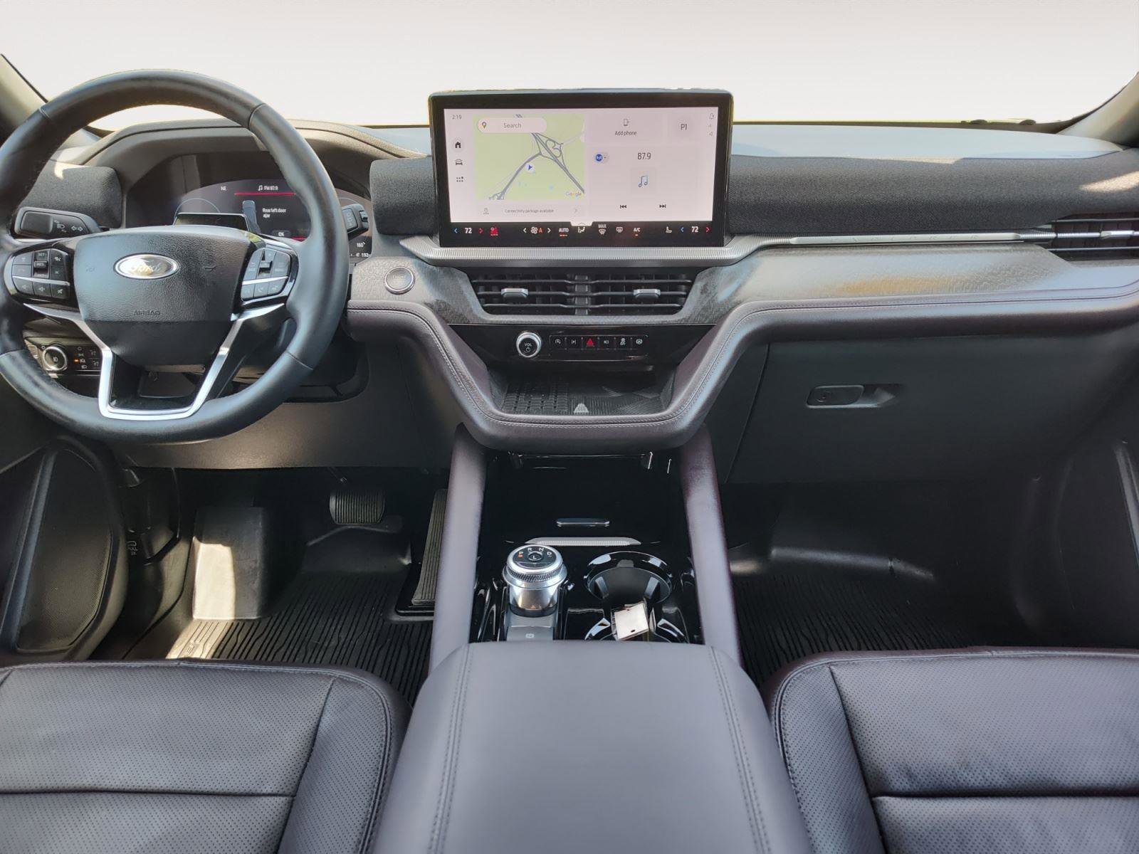 Certified 2025 Ford Explorer Platinum w/ Ultimate Package AWD/4WD image 10