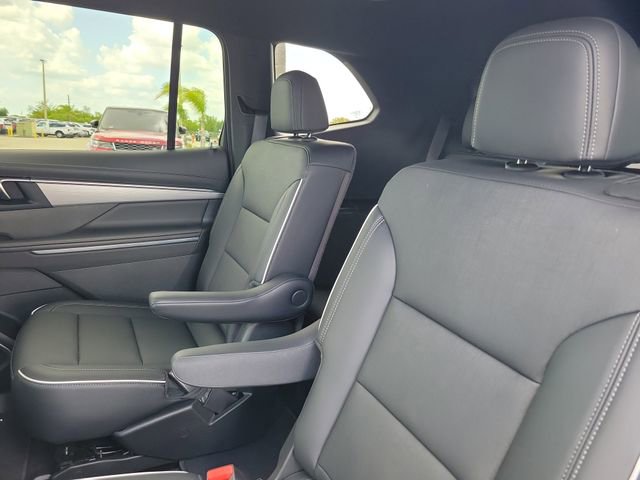 Certified 2025 Buick Enclave Preferred image 9