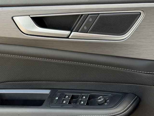 New 2026 Volkswagen Atlas Cross Sport SE FWD image 20