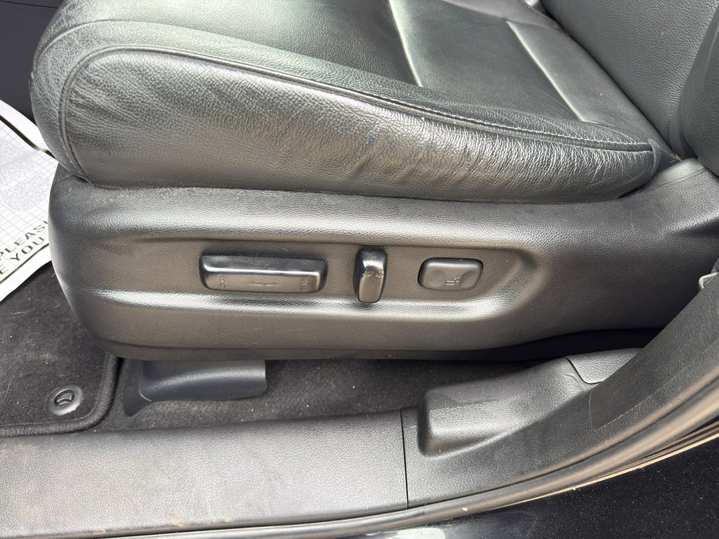 Used 2021 Honda Pilot Touring image 11