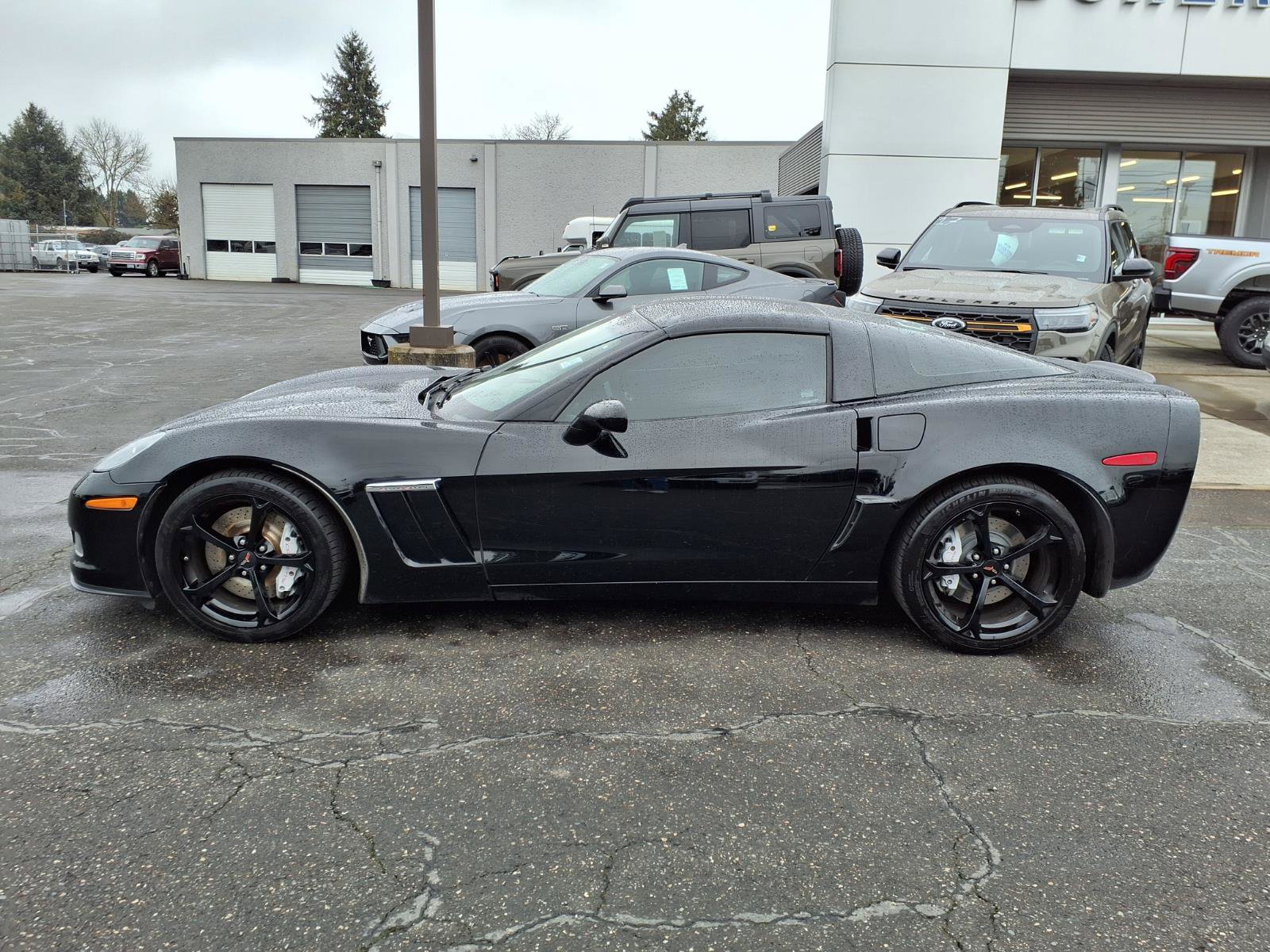Used 2013 Chevrolet Corvette Grand Sport w/ 2LT Preferred Equipment Group image 9