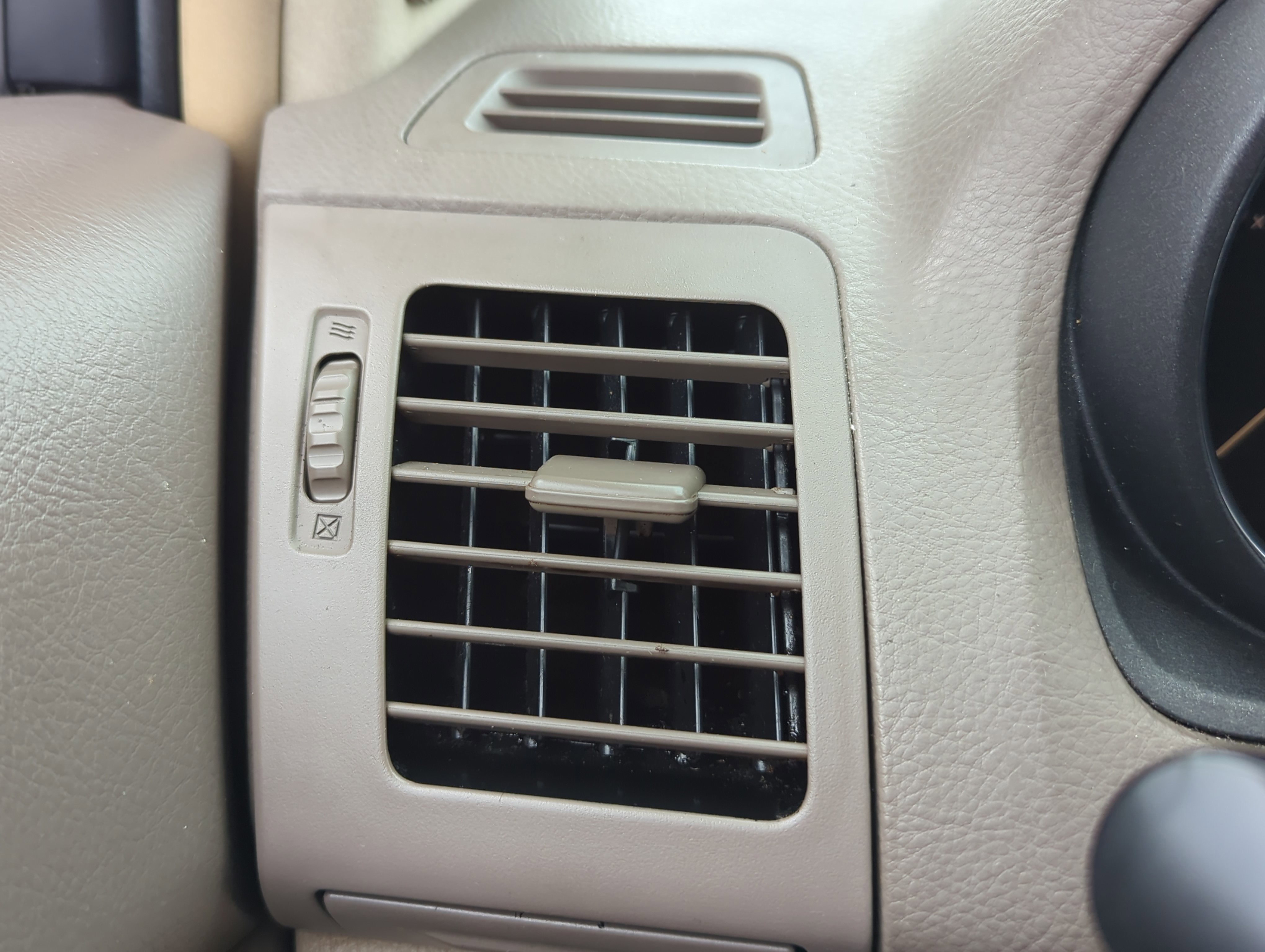 Used 2005 Lexus RX 330 image 9