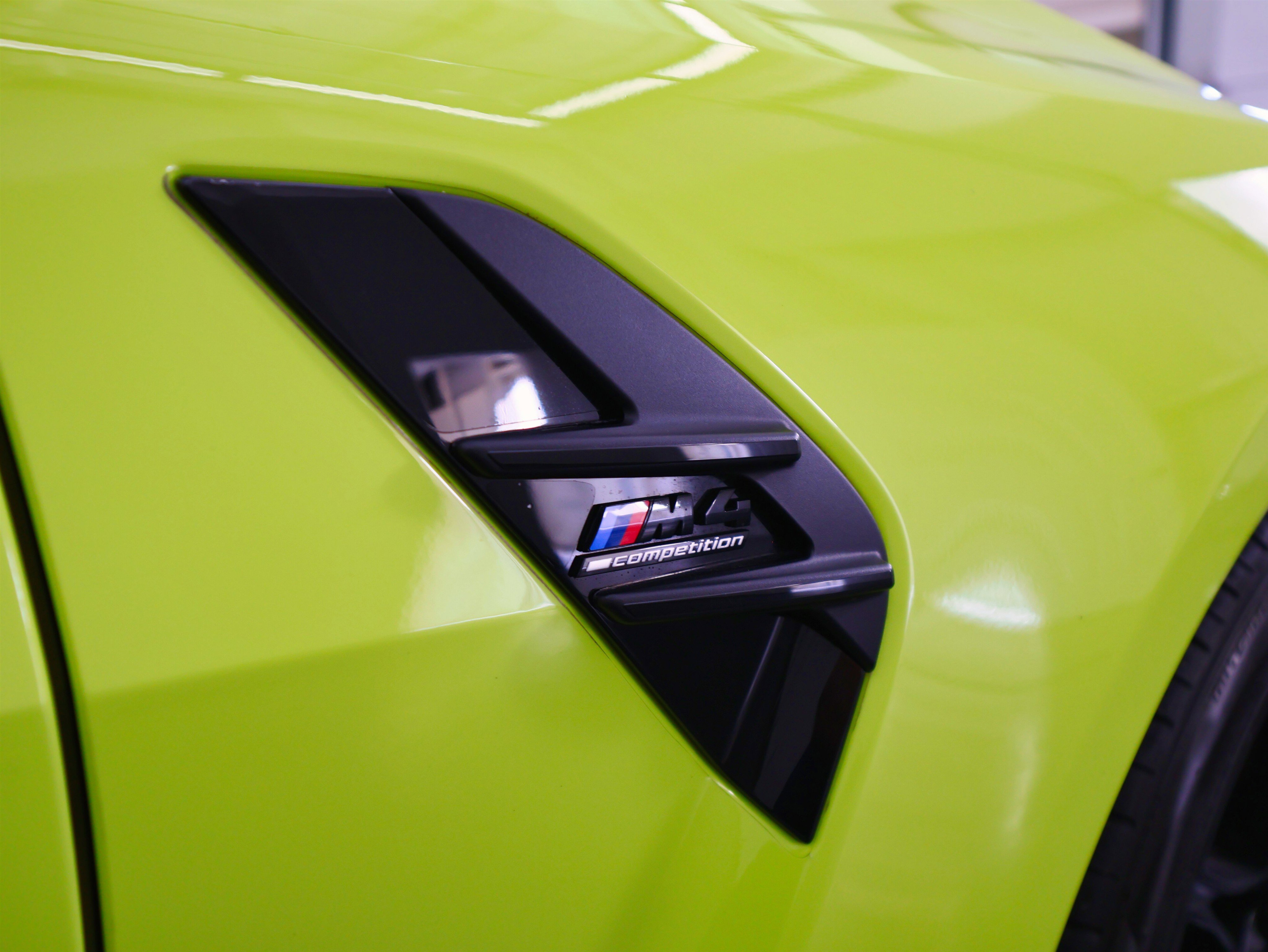 Used 2022 BMW M4 xDrive Competition w/ Executive Package image 16