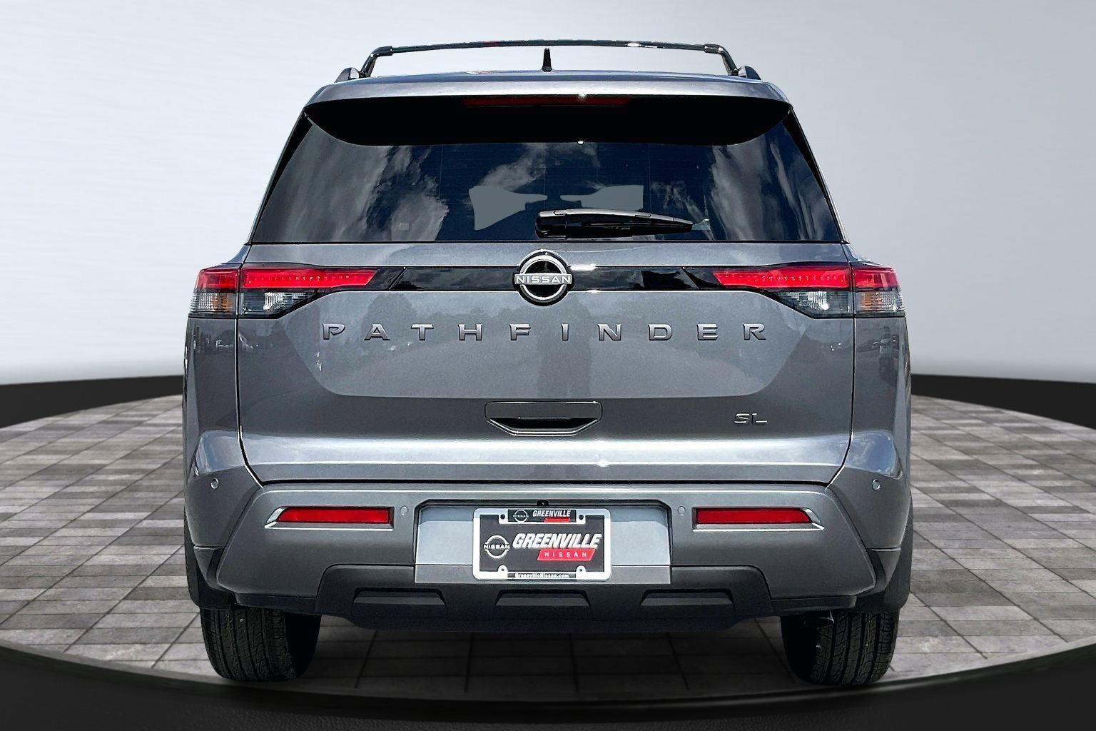 New 2026 Nissan Pathfinder SL FWD image 4