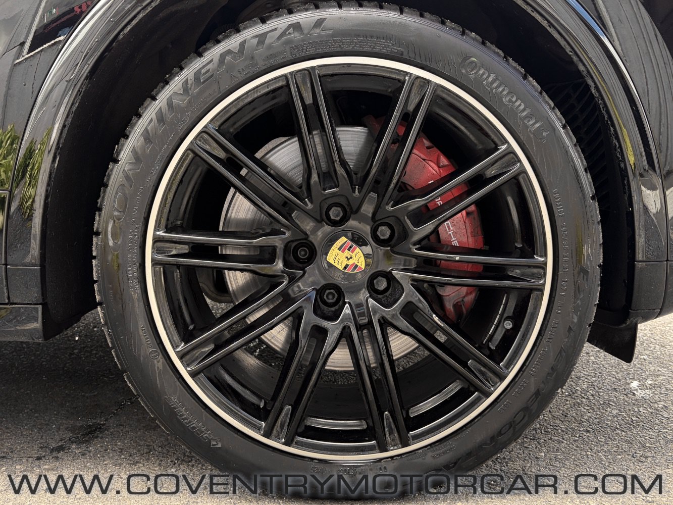 Used 2017 Porsche Cayenne GTS AWD/4WD image 11