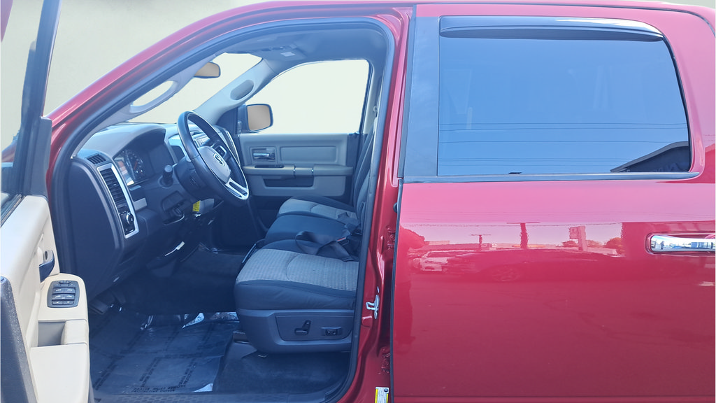 Used 2011 RAM 1500 Big Horn AWD/4WD image 10