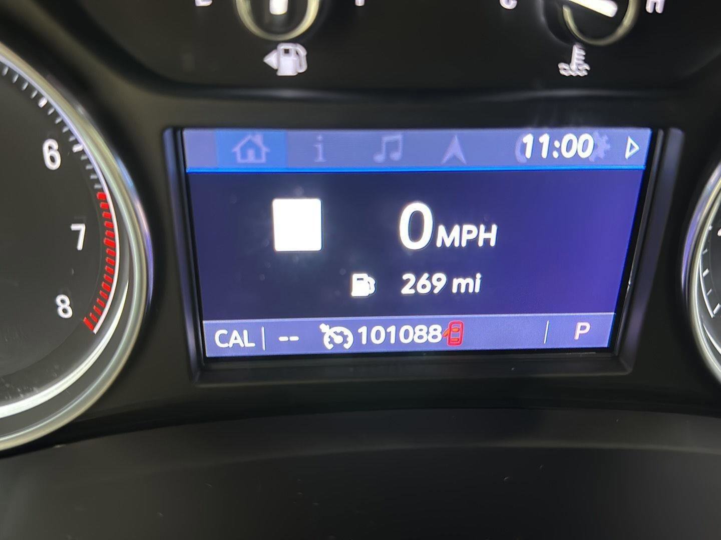Used 2020 Buick Enclave Essence w/ Sound and Sites Package AWD/4WD image 11