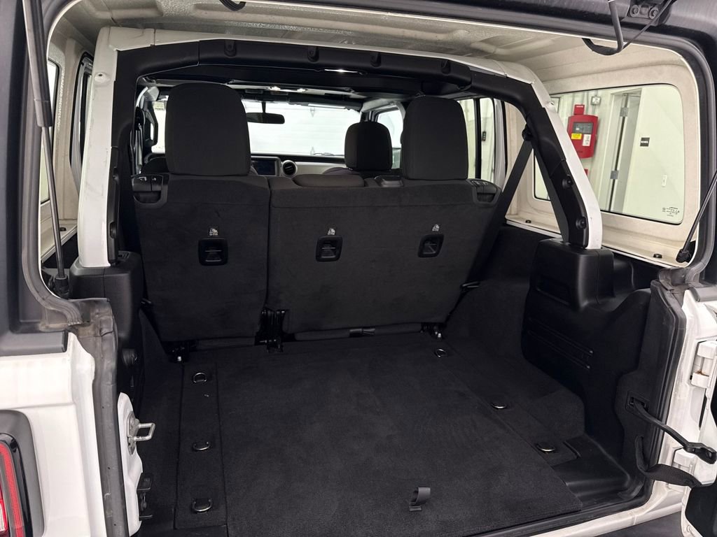 Used 2020 Jeep Wrangler Unlimited Sport image 27