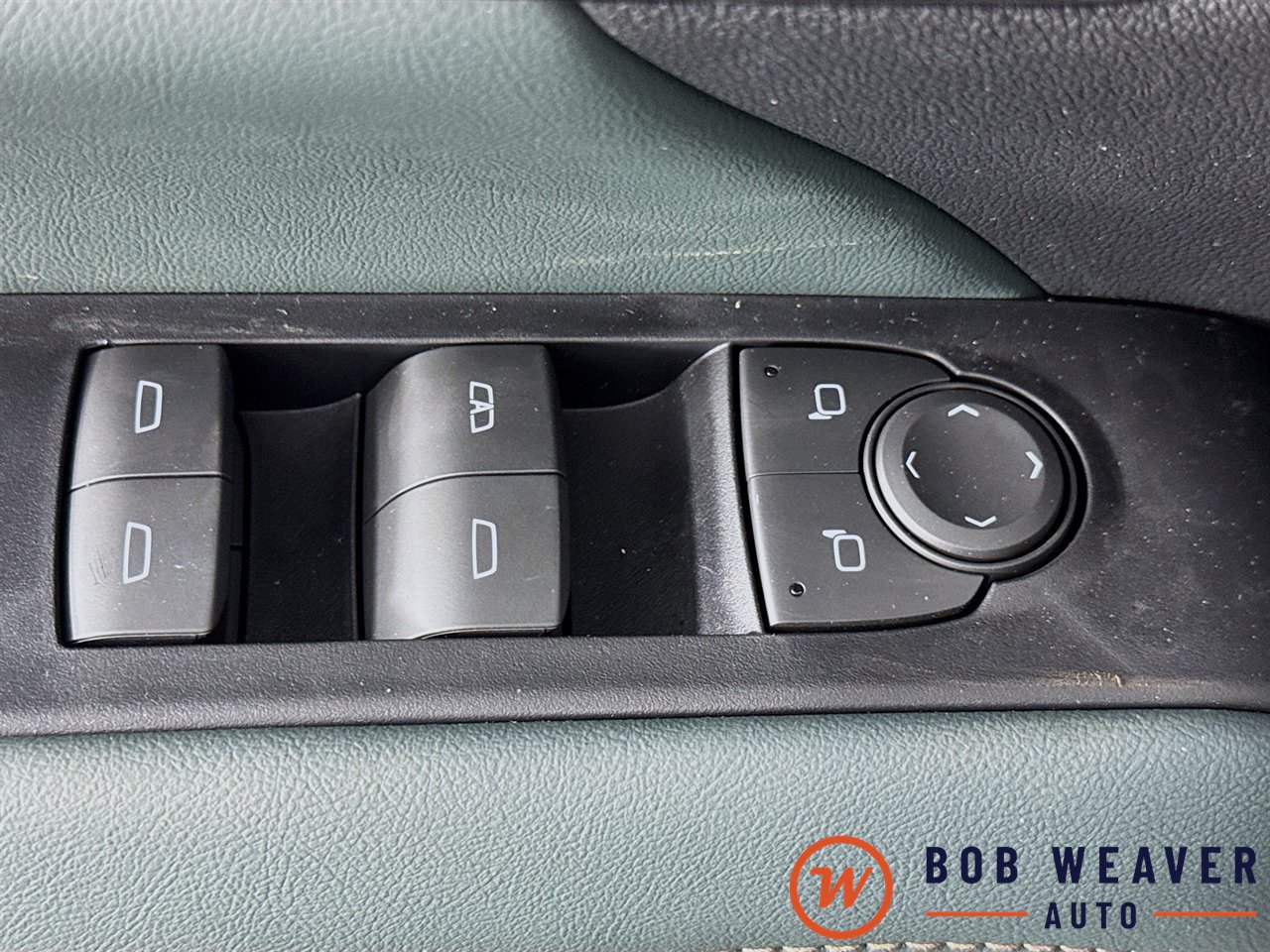 New 2026 GMC Terrain AT4 w/ Technology Package II AWD/4WD image 22