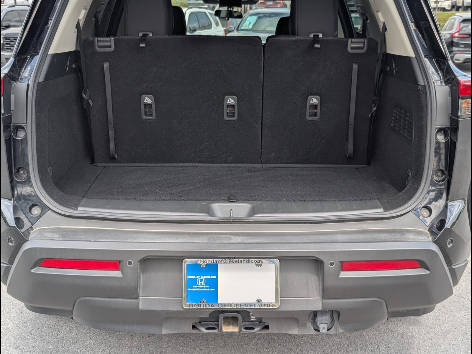 Used 2025 Nissan Pathfinder SV w/ SV Premium Package image 20