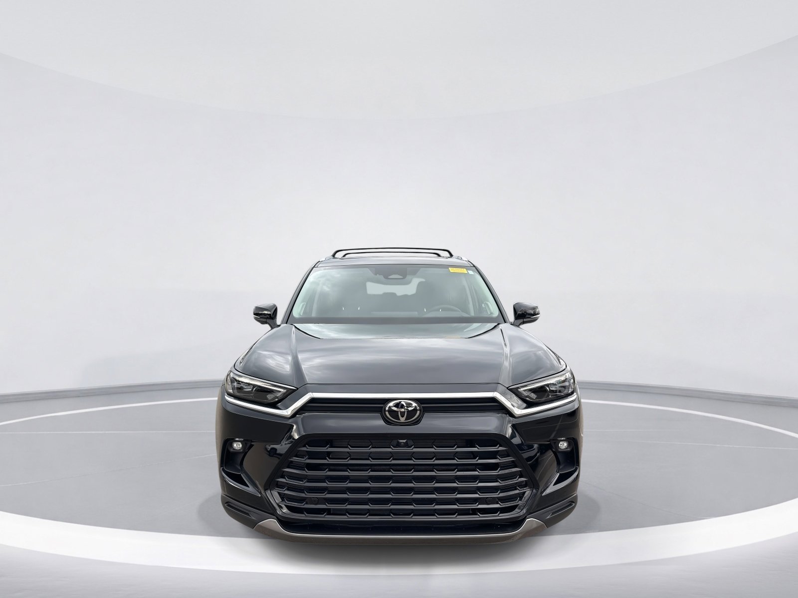 Used 2026 Toyota Grand Highlander Platinum image 2