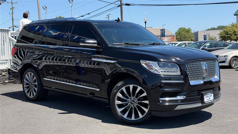 Used 2020 Lincoln Navigator Reserve AWD/4WD image 6