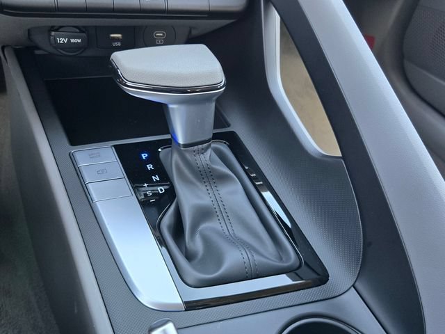 New 2026 Hyundai Elantra SE FWD image 11