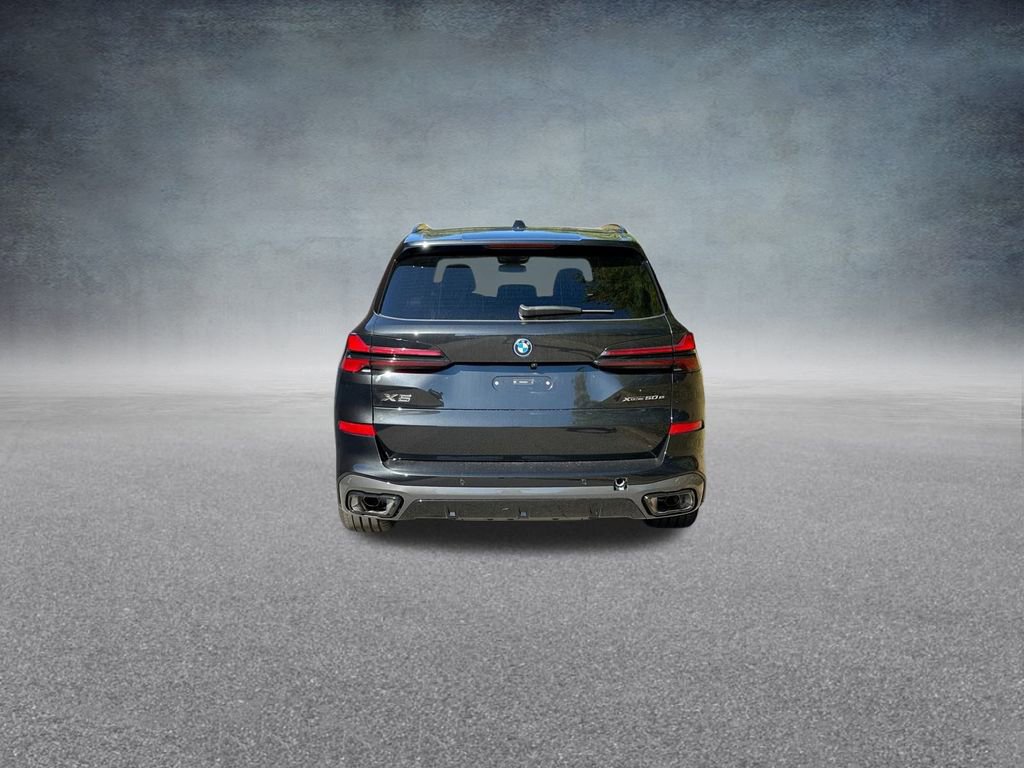 Used 2026 BMW X5 xDrive50e w/ M Sport Package image 8