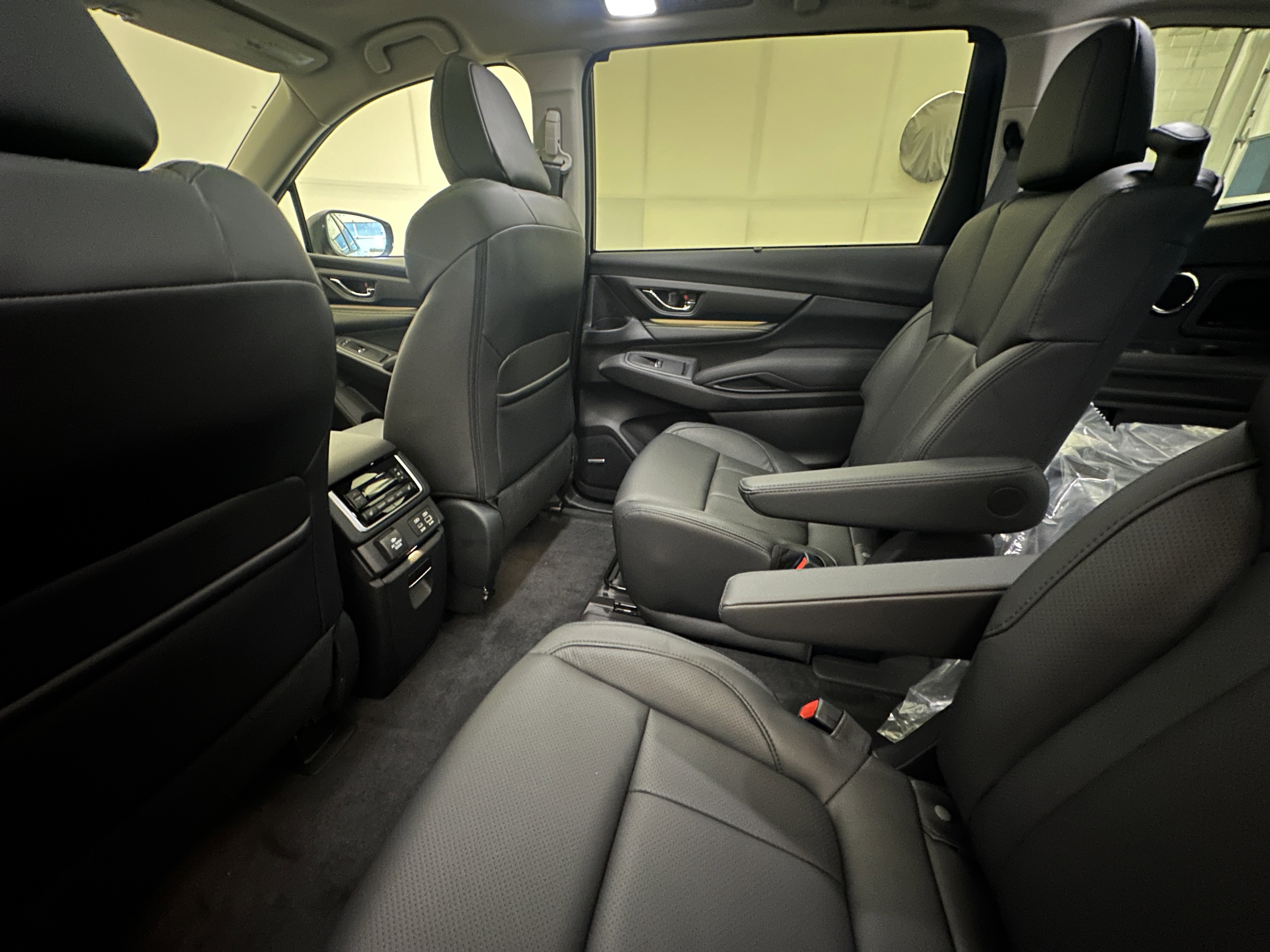 New 2025 Subaru Ascent Bronze Edition w/ Popular Package #2 image 14