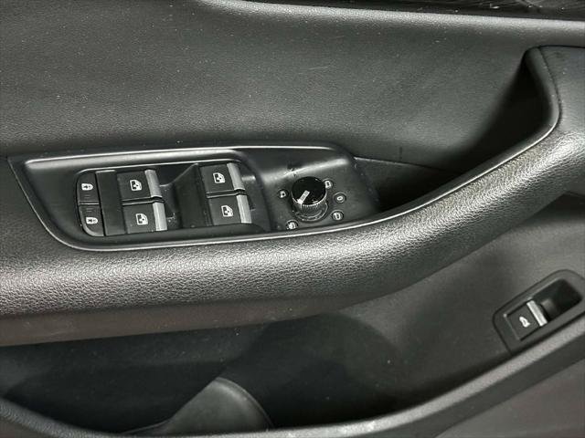 Used 2019 Audi Q8 Premium w/ Convenience Package AWD/4WD image 12