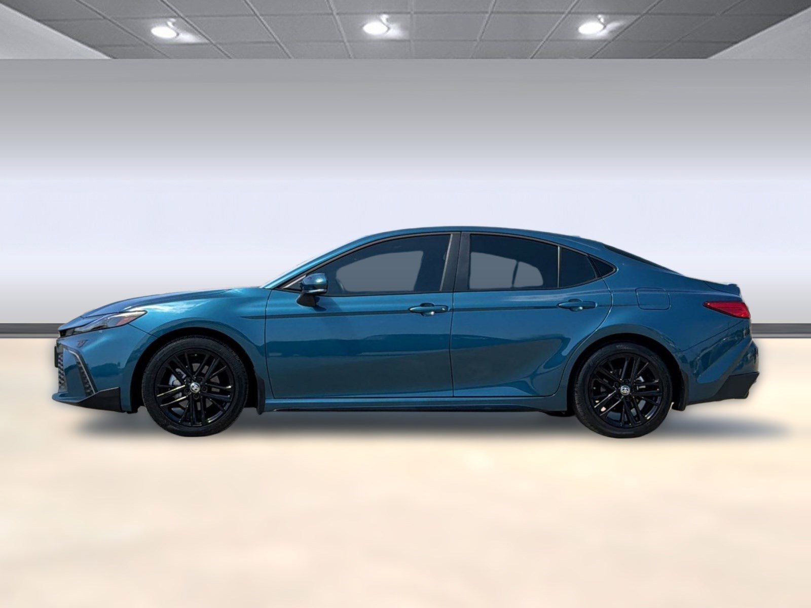 Used 2026 Toyota Camry SE w/ Convenience Package image 2