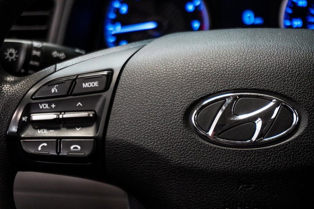 Used 2019 Hyundai Elantra SEL image 15